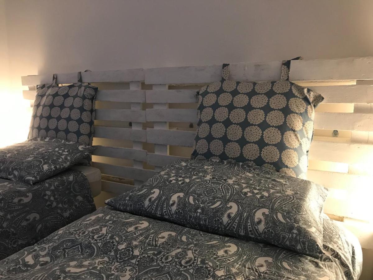 Questa casa non è un albergo CIU-ATR 9390-9 Roma Esterno foto