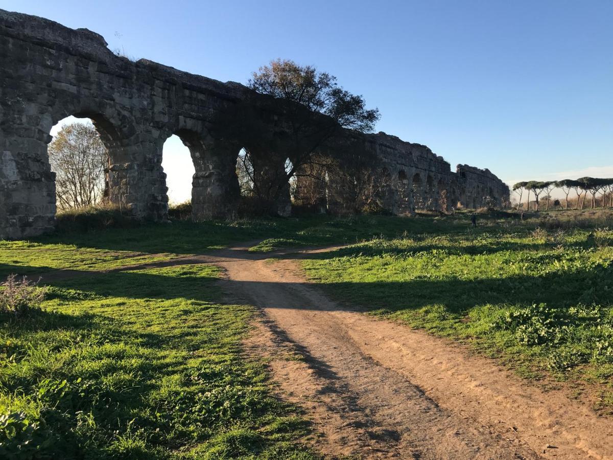 Questa casa non è un albergo CIU-ATR 9390-9 Roma Esterno foto