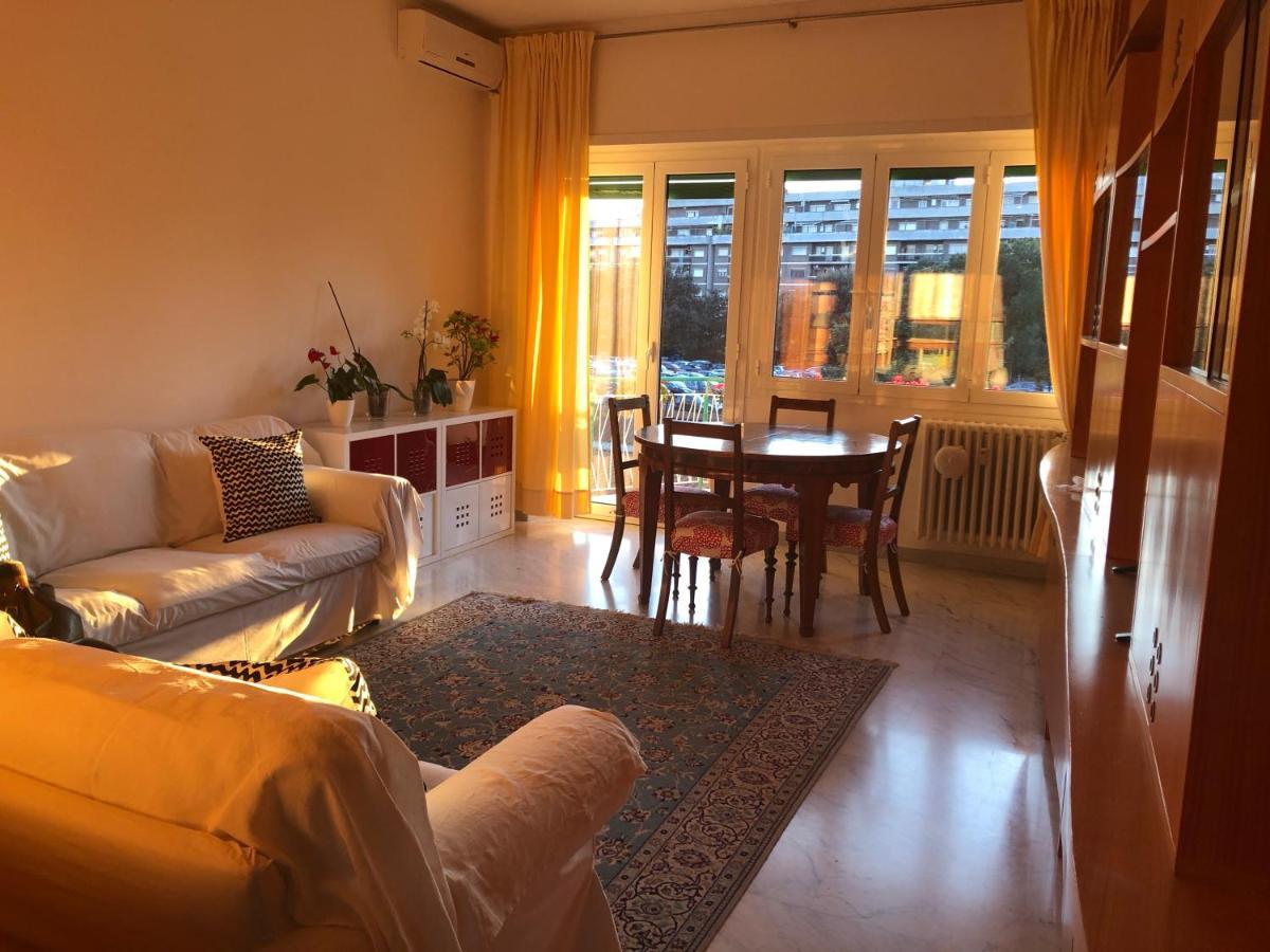 Questa casa non è un albergo CIU-ATR 9390-9 Roma Esterno foto