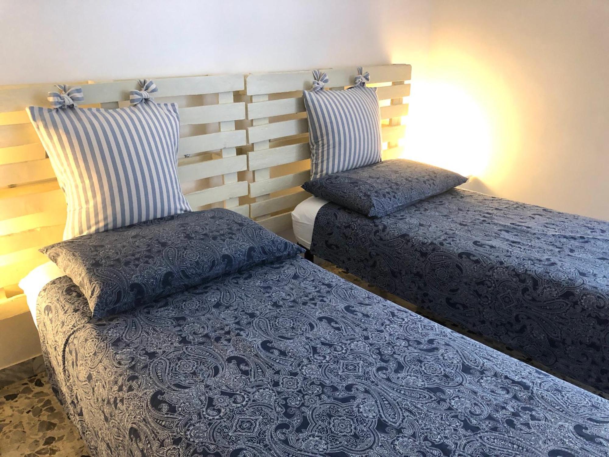 Questa casa non è un albergo CIU-ATR 9390-9 Roma Esterno foto